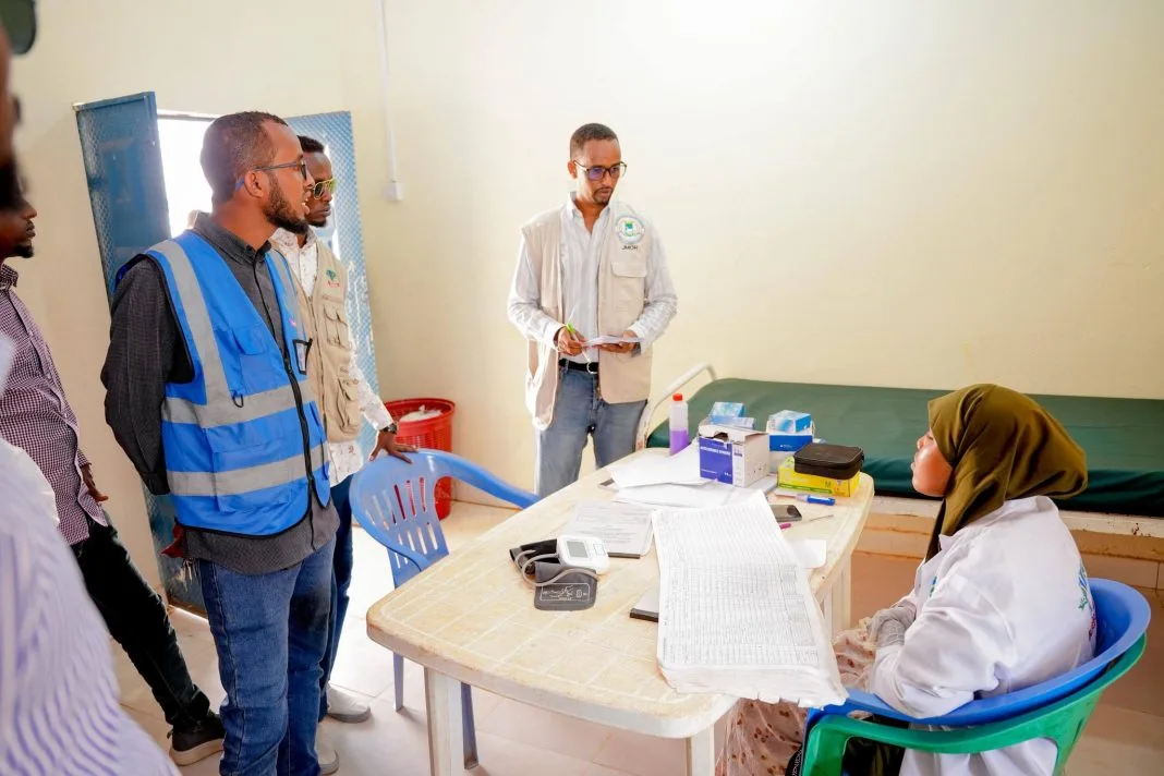 Kismayo Health Coordinator Visits Qarsa and Darusalaam to Assess Healthcare Services and Oversee New Facility Construction