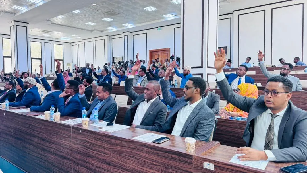 Golaha Shacabka BFS oo ansixiyay Axdiga Xakameynta Tubaakada