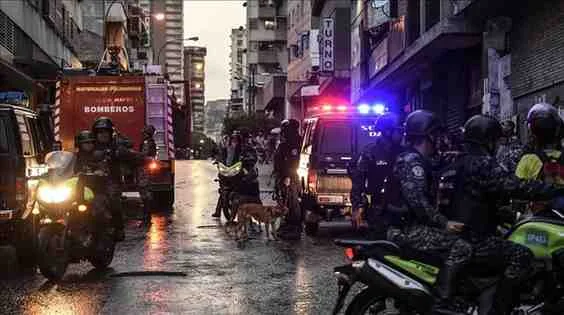 Qaraxyo laga maqlay caasimadda Venezuela ee Caracas amid xiisad sii xoogeysanaysa